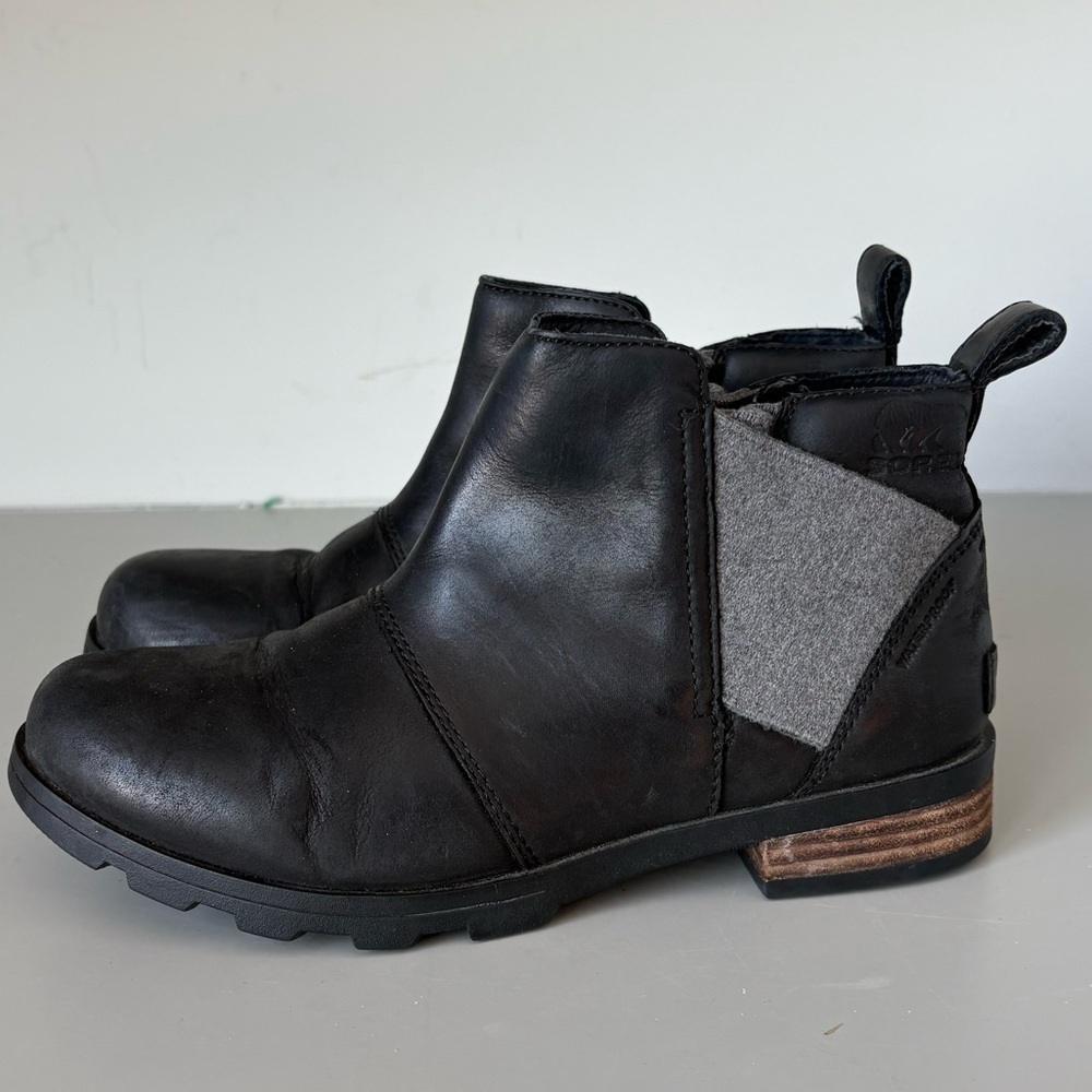 Sorel Emelie Ankle Chelsea Boots Black Pull On NL3718-010 6.5